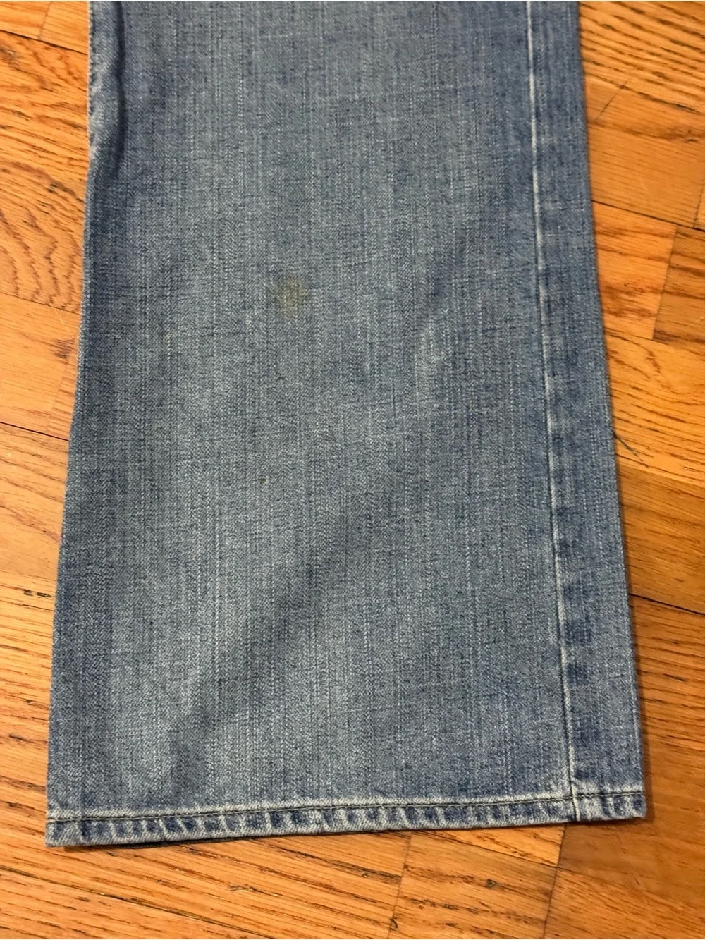 GUESS Los Angeles Cliff Boot Cut Men’s Light wash Blue Jeans in size 34x32